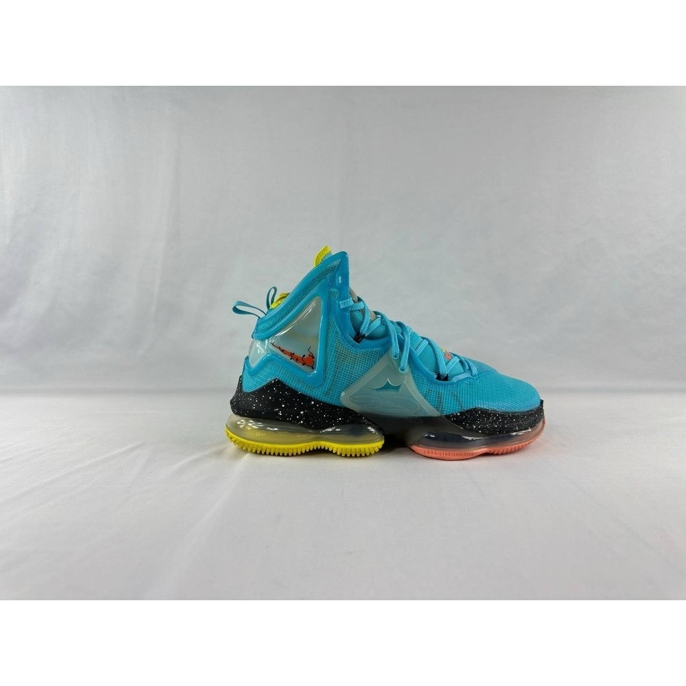 Nike LeBron 19 'Christmas' DC9338-400 Men's Size 9